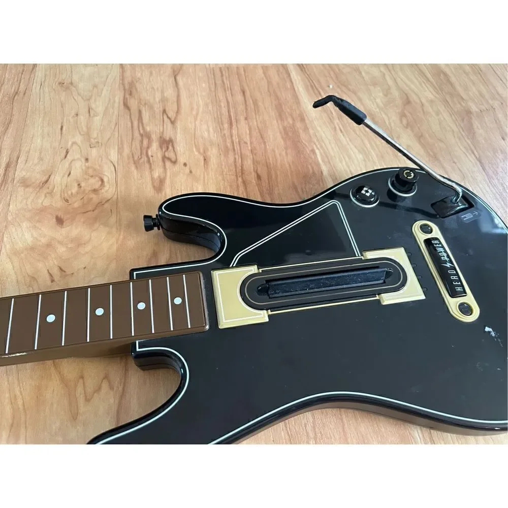 Guitar hero wireless guitar no strap no dongle